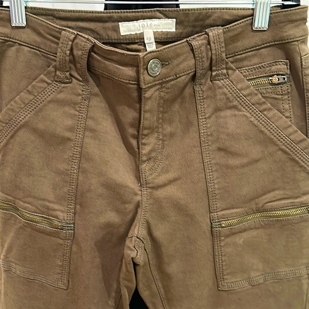 Joie Park Skinny size 29 pants Color dark khaki